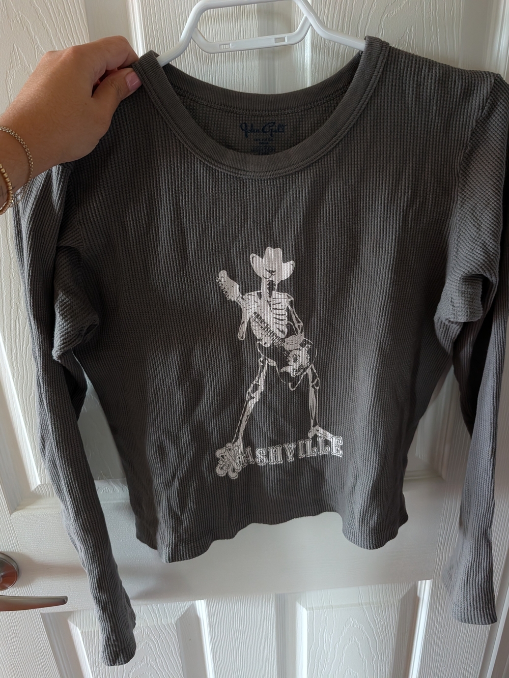 Brandy Melville Long-Sleeve Top with Nashville Skeleton Graphic - Gray
